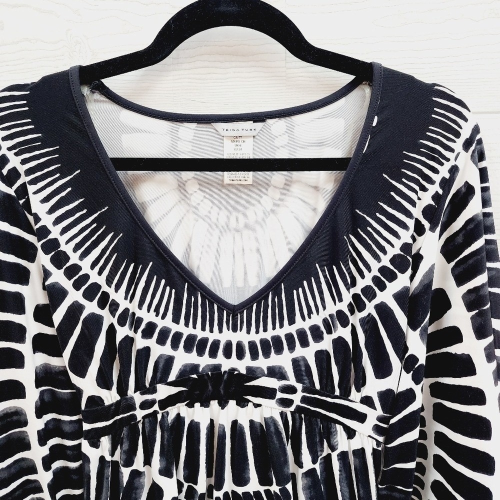 NWF Trina Turk Black White Geometric Empire Waist Butterfly Sleeve Top XS - Picture 2 of 9